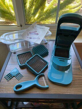 Kitchen HQ Handheld Dicer & Chopper 7 Manual in Teal/Turquoise